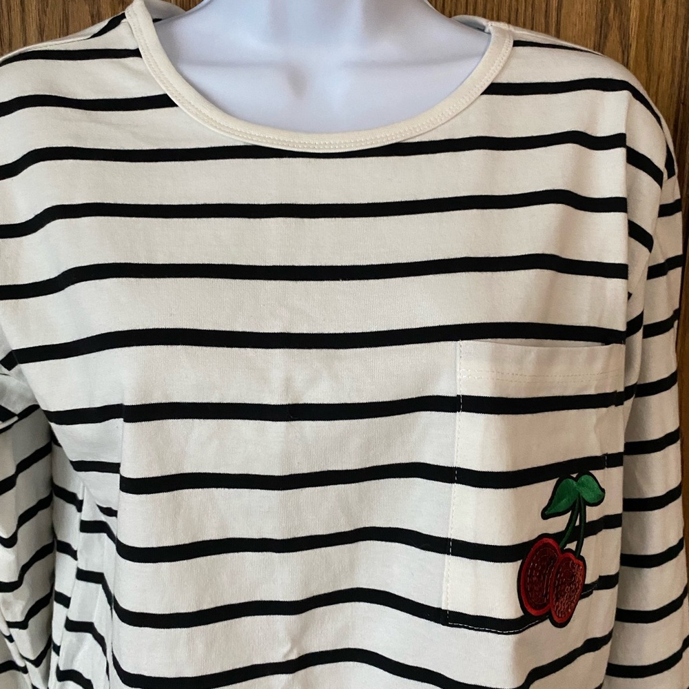 LAST CHANCE SALE!!!! NWT Juniors Madden Girl Long Sleeve Tee with Cherries - Picture 2 of 7